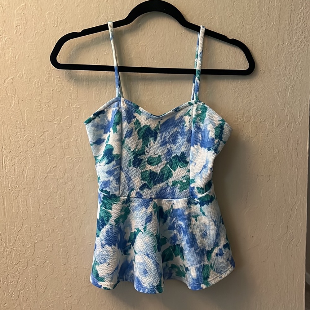 Floral tank